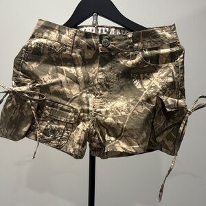 VIP Camouflage Women's Cargo Shorts